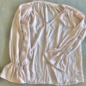 Cute Boho Bell-Sleeve Blouse ✌🏼